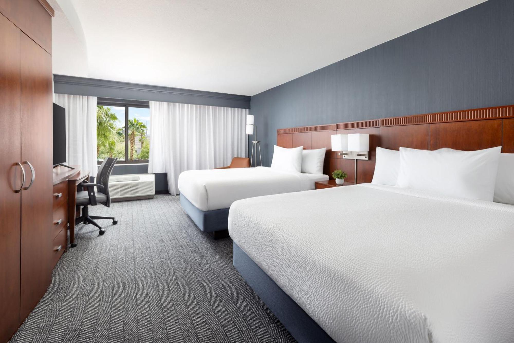 Courtyard By Marriott Las Vegas Stadium Area Bagian luar foto