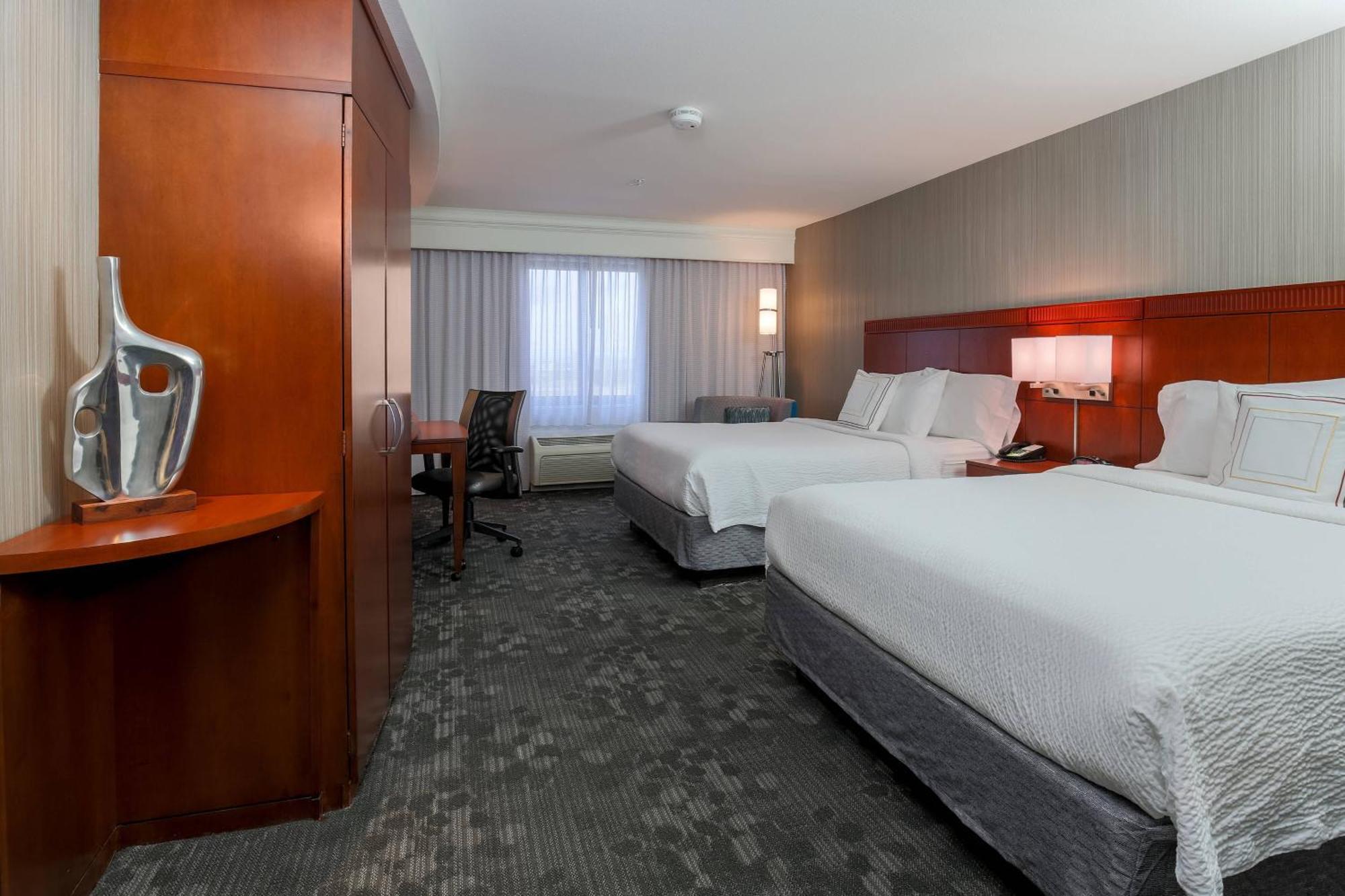 Courtyard By Marriott Las Vegas Stadium Area Bagian luar foto