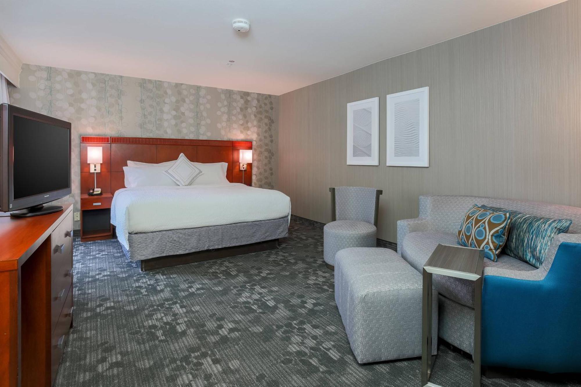 Courtyard By Marriott Las Vegas Stadium Area Bagian luar foto